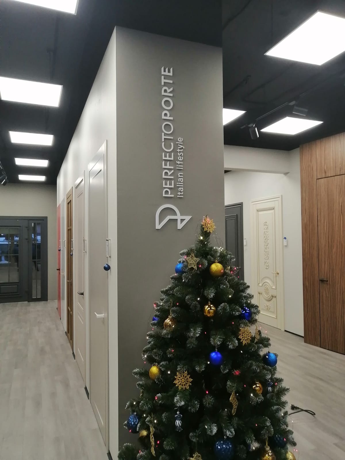 Интерьерная вывеска Perfecto Porte